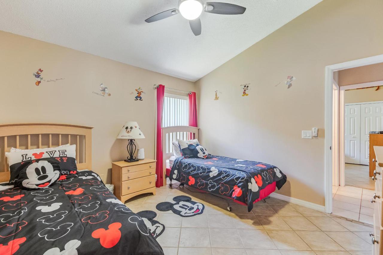 Two Master Bedrooms Pool Home Private Yard أورلاندو المظهر الخارجي الصورة